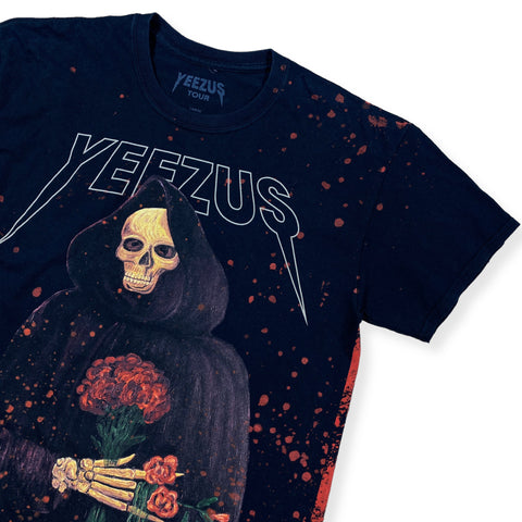 AUSTRALIAN YEEZUS TOUR RED SPLATTERED (L) – Breaking Grail